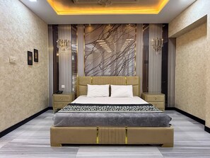 7 chambres, fer et planche à repasser, Wi-Fi