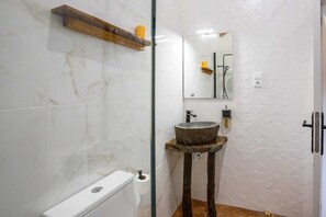 Hair dryer, towels, toilet paper - Family House - Casas Vale do Laboreiro (Castro-Laboreiro, Melgaço)