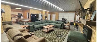 Pole Barn Style Lodge located at Reelfoot Lake accommodating to large groups!