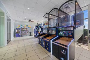 Games room - Oceanfront 2BR-Rooted In Palms-Sleeps 8 (Myrtle Beach)