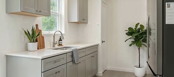 Private Room in SE Austin - 10 min from Airport & Downtown