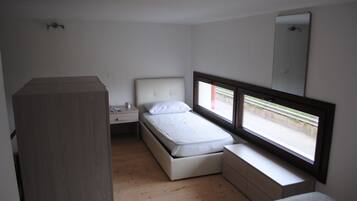 Junior-Maisonette, Terrasse | Kostenloses WLAN
