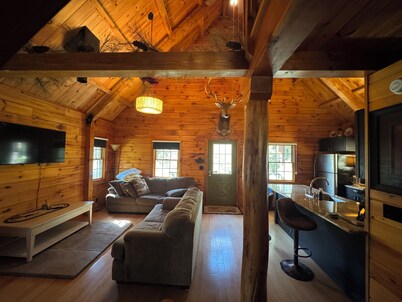 Log Cabin on the Clarion River! The Dam Inn 1 mile, 5 miles to East Branch Dam