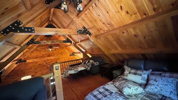2 bedrooms, internet, bed sheets
