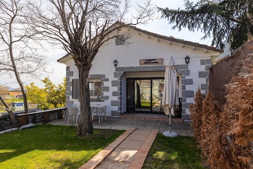 El Nido del Águila: Casa de montaña para 8 en la Sierra de Guadarrama, cerca de Madrid