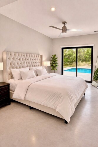 Modern Dune Home, 90 min from Chicago, Heated Pool, HotTub, Sleep 16