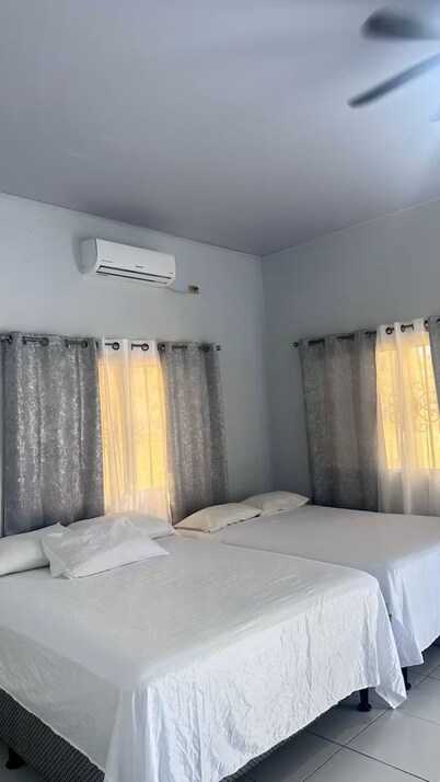 Tropikal Apartments AB  Lovely 2-bedroom apartment with AC in Aldea de Perú