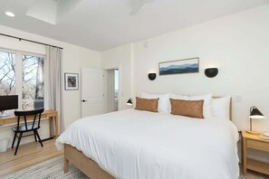 Room - Prime Location! 5 Min to National Park & Wineries (Afton)