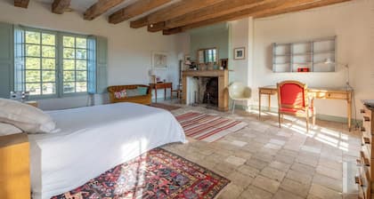 Exceptional private home- Manoir du Plessis