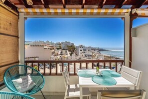 Outdoor dining - Costa Caleta (La Caleta)