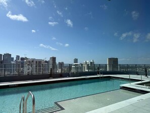 Pool - Live the Miami Experience | Prime Location Suite (Miami)