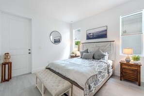 WiFi, bed sheets - Charming Newly Built Home (West Palm Beach)