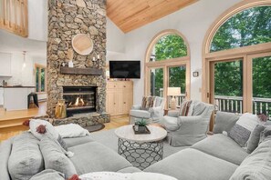 TV, fireplace, offices