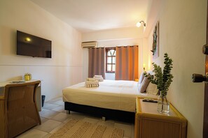 2 quartos, ferros/tábuas de passar roupa, Wi-Fi, roupa de cama