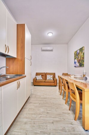 Interior - Il Cerchio by Interhome (Tollo)