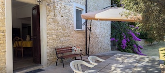 Cascina Al Mare - Two Bedroom House, Sleeps 6