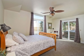 3 bedrooms, iron/ironing board, WiFi - Linda Rosea Hill top Villa Wine Country view home (Temecula)