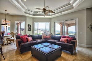 TV, fireplace, ping pong - Linda Rosea Hill Top Estate /Wine Country w/views (Temecula)