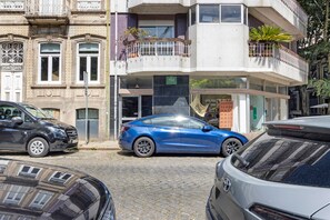Exterior - Spacious and Bright Apartment II (Porto)