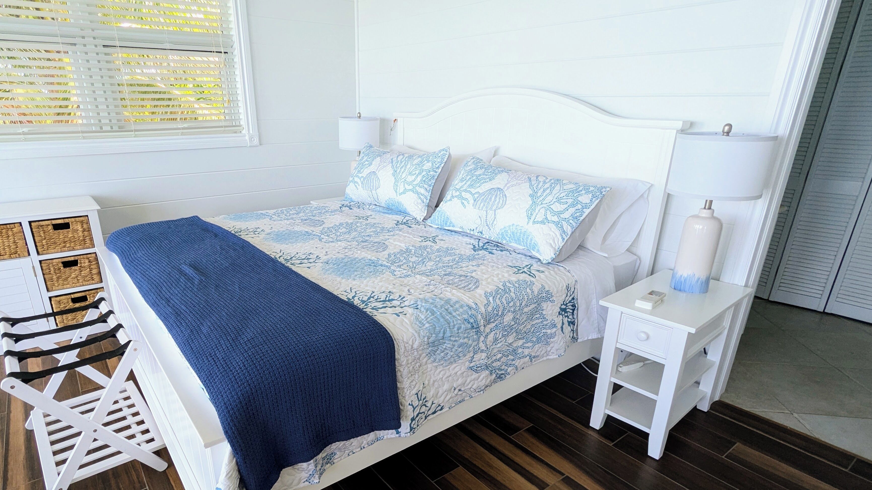 3 bedrooms, WiFi, bed sheets