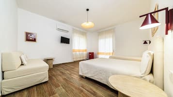 Quadruple Room, Balcony