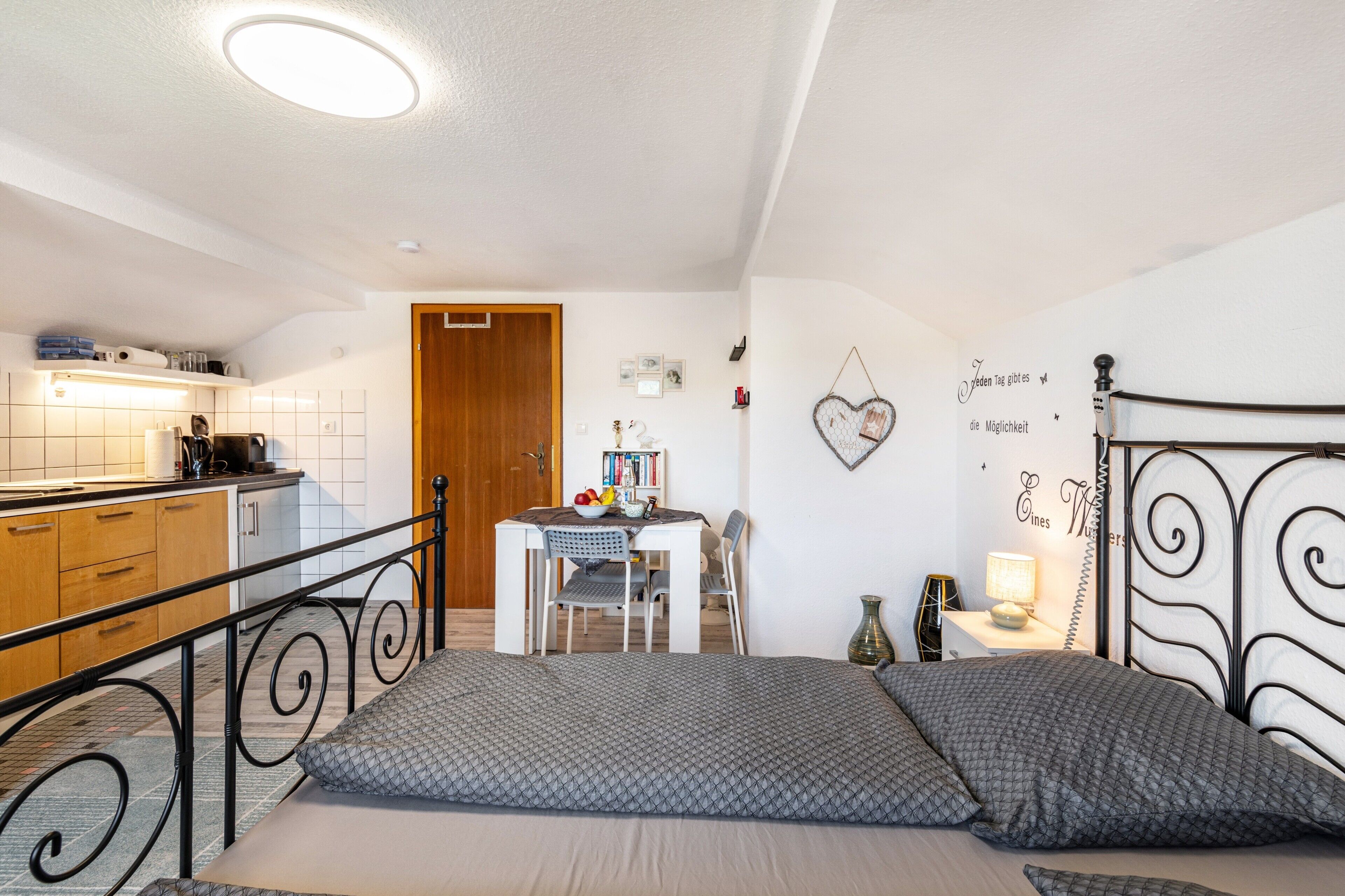 4 bedrooms, WiFi, bed sheets