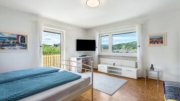 4 Schlafzimmer, WLAN, Bettwäsche