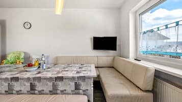 TV, DVD player, stereo