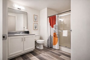 Shower, hair dryer, towels, soap - Ste 717-Free Parking + Skywalk Access + Downtown 2BR City Views (Indianapolis)