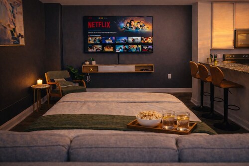 Ste 421 + Free Parking + Skywalk + Downtown 1BR Near Lucas Oil
