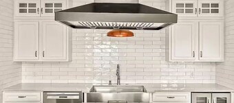 Elegant Modern Space in Historic City Square