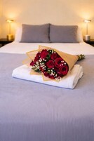 Deluxe Room, Mountain View | Laptop workspace
