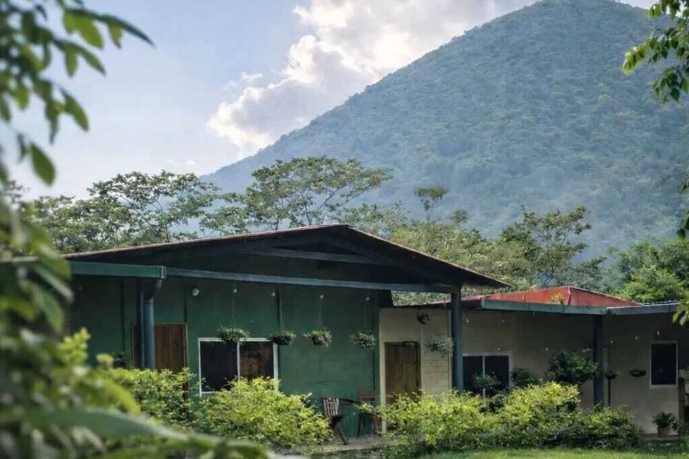 Los Cipreses Hotel de Montaña