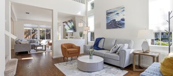 Modern Spacious 3 BD/2.5 BA - King Suite - Office