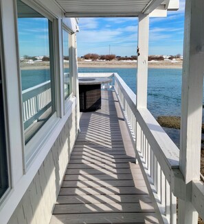 Terrace/patio - OGT Oceanfront Condo stunning deck views, 1BR/1BA, steps to town + main beach (Ogunquit)