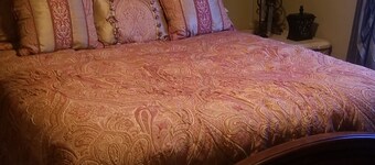 1-bedroom in Grandview for a relaxing stay.  Close to the stadiums for World Cup