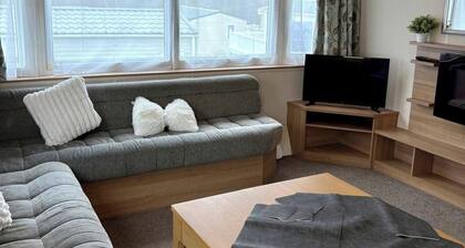 Sheena Beautiful Static Caravan Hoburne Devon Bay