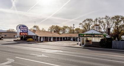 Holiday Motel