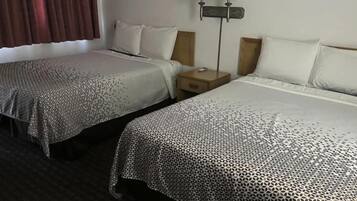 Signature eenpersoonskamer, 2 queensize bedden, niet-roken, kitchenette