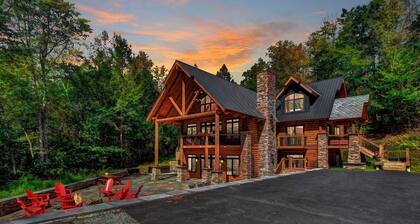 BEST HOUSE LAKEFRONT 5 bedroom house in Gorgeous Lake Wallenpaupack HOT TUB