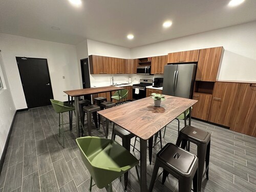 Spacious and convenient 7-bedroom house in charming Ciudad de Guatemala