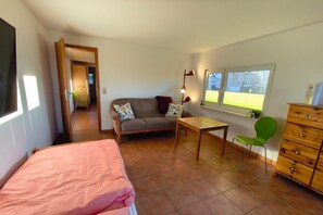 2 bedrooms, bed sheets - A short break on Germany's largest island (Garz/Rügen)