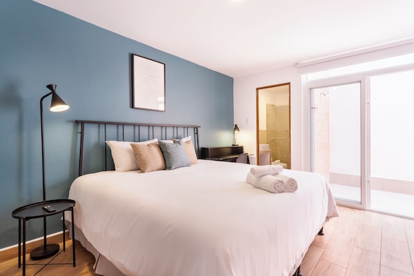 Family Apartment | Desk, laptop workspace, WiFi (free), bed sheets