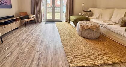 Newly Renovated Brightlingsea 3BDR Coastal Retreat