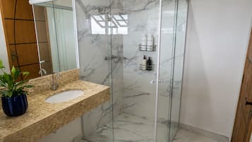 Double Room, Sea View | Bathroom | Towels