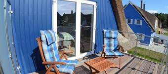 Whether as a couple or as a family. Relaxation is celebrated here. Close to the beach in the north