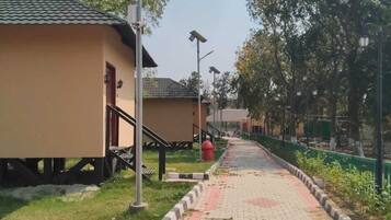 Family Quadruple Room, Lake View | Property grounds