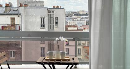 Superb apartment with balcony Paris 20