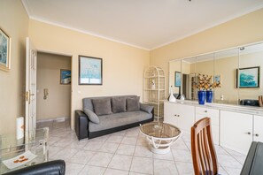 Living area - Apartment 'Candirocha C9' (Portimão)
