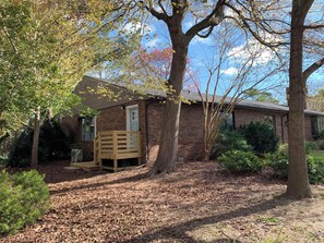 Exterior - Ohana at 400 142nd street | Shared Private Pool | Quiet Neighborhood (Ocean City)